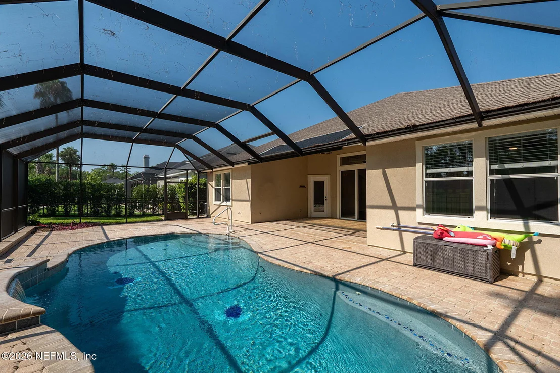 Photo of 2325 LINKS Drive