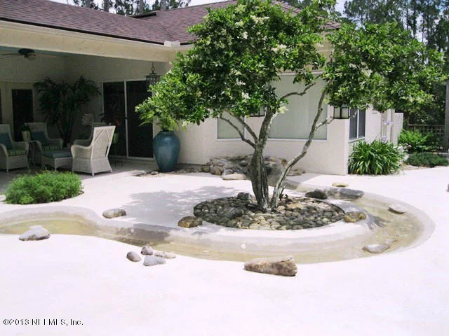 Photo of 1188 LINWOOD Loop