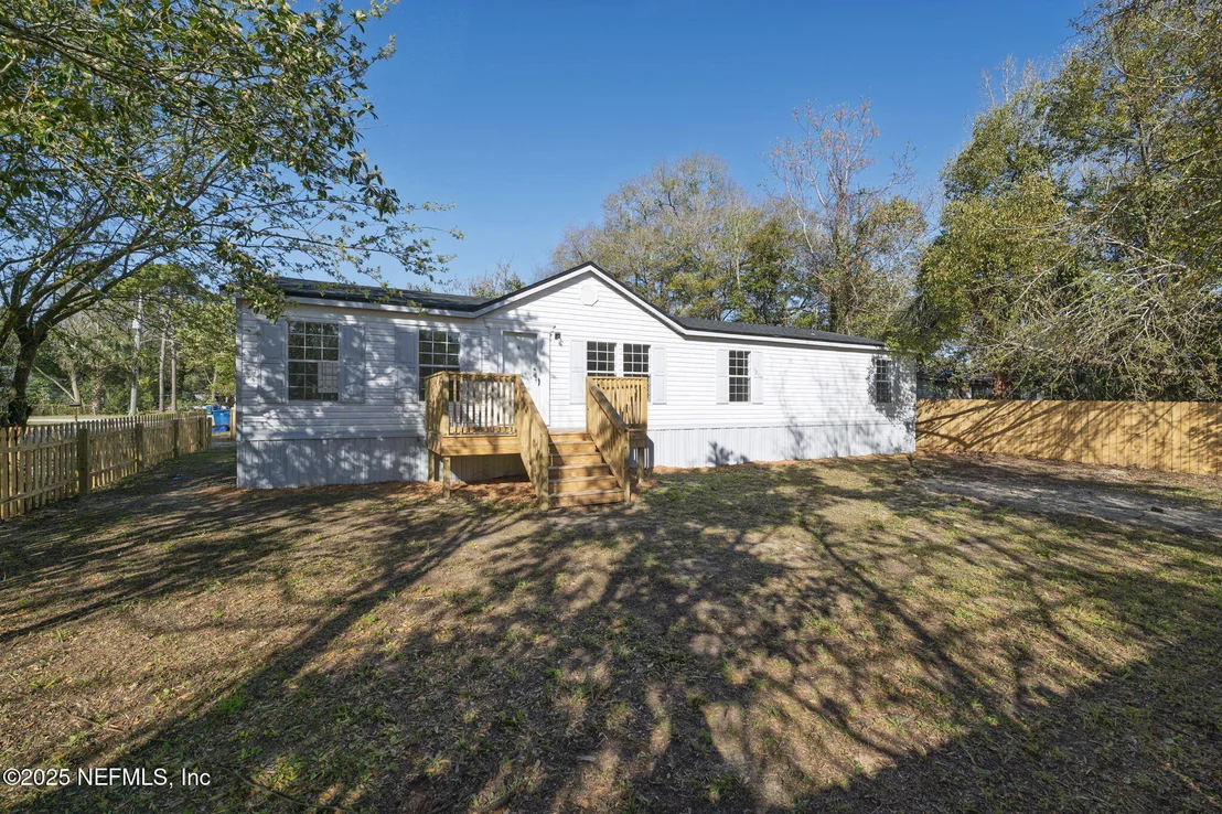 Photo of 606 JACKSON Road