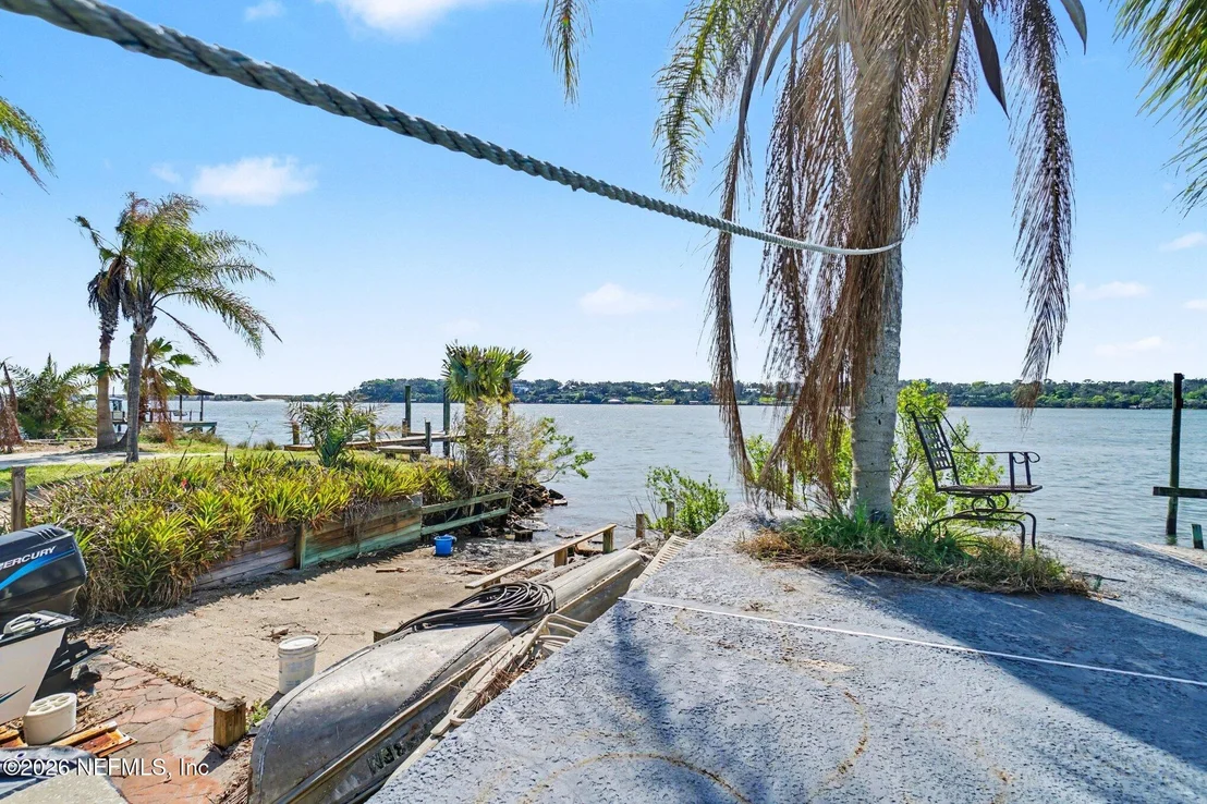 Photo of 6964 RAMOTH Drive