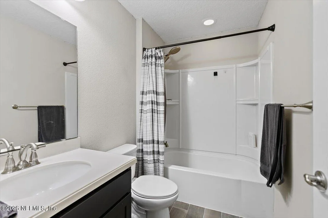 Photo of 159 EVENSHADE Way