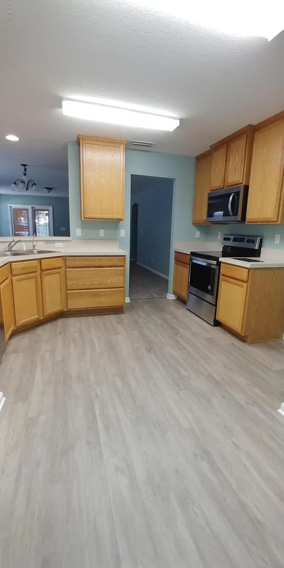 Photo of 709 SKIPPING STONE Way
