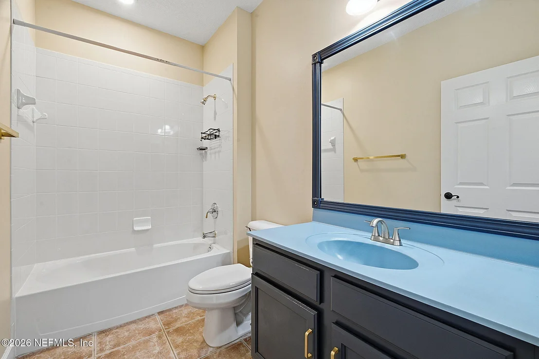 Photo of 2325 LINKS Drive