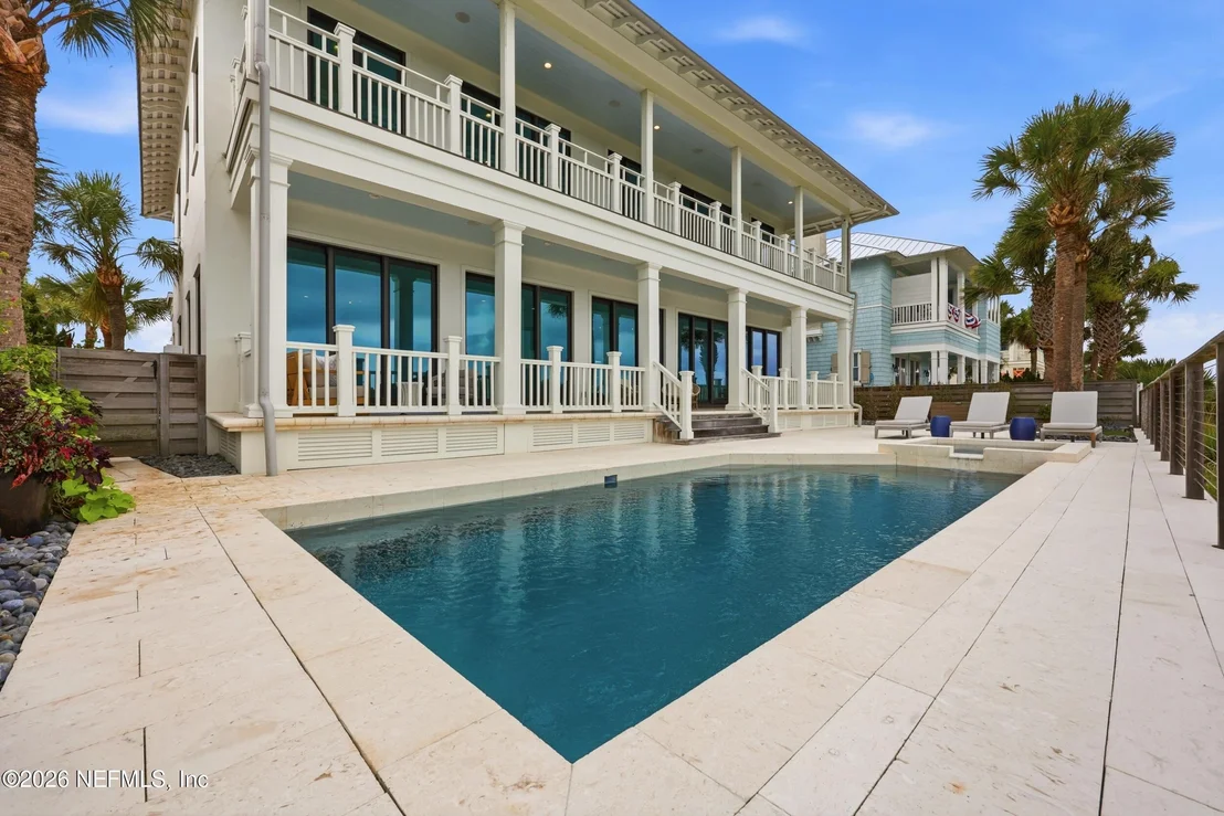 Photo of 688 OCEAN PALM Way