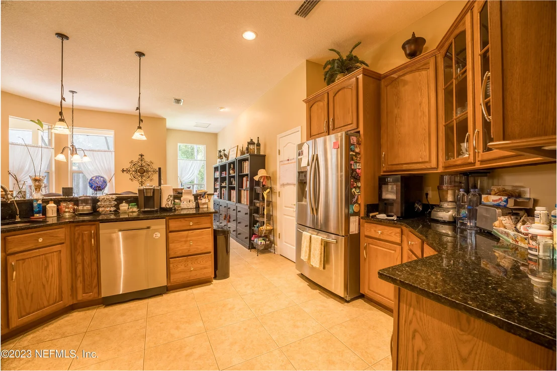 Photo of 933 S FOREST CREEK Drive