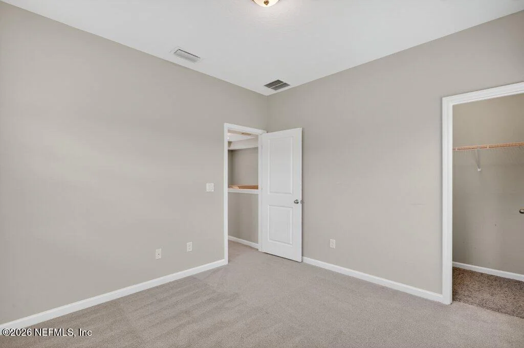 Photo of 21 YARDLEY Court