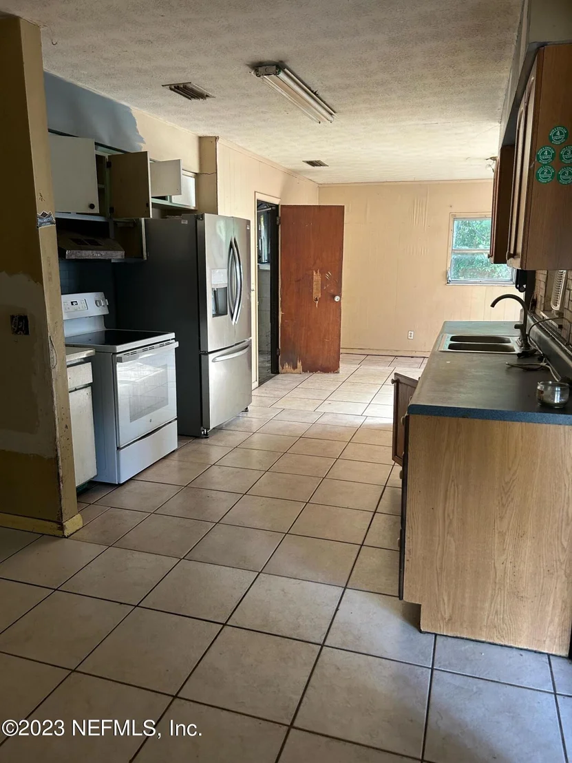 Photo of 265 CAPELLA Lane