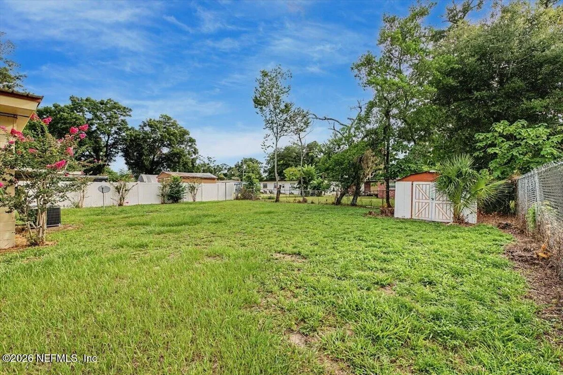 Photo of 1413 GRIFLET Road