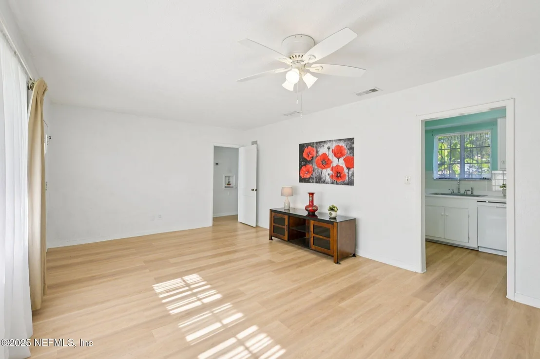 Photo of 6138 TEMPLE Road