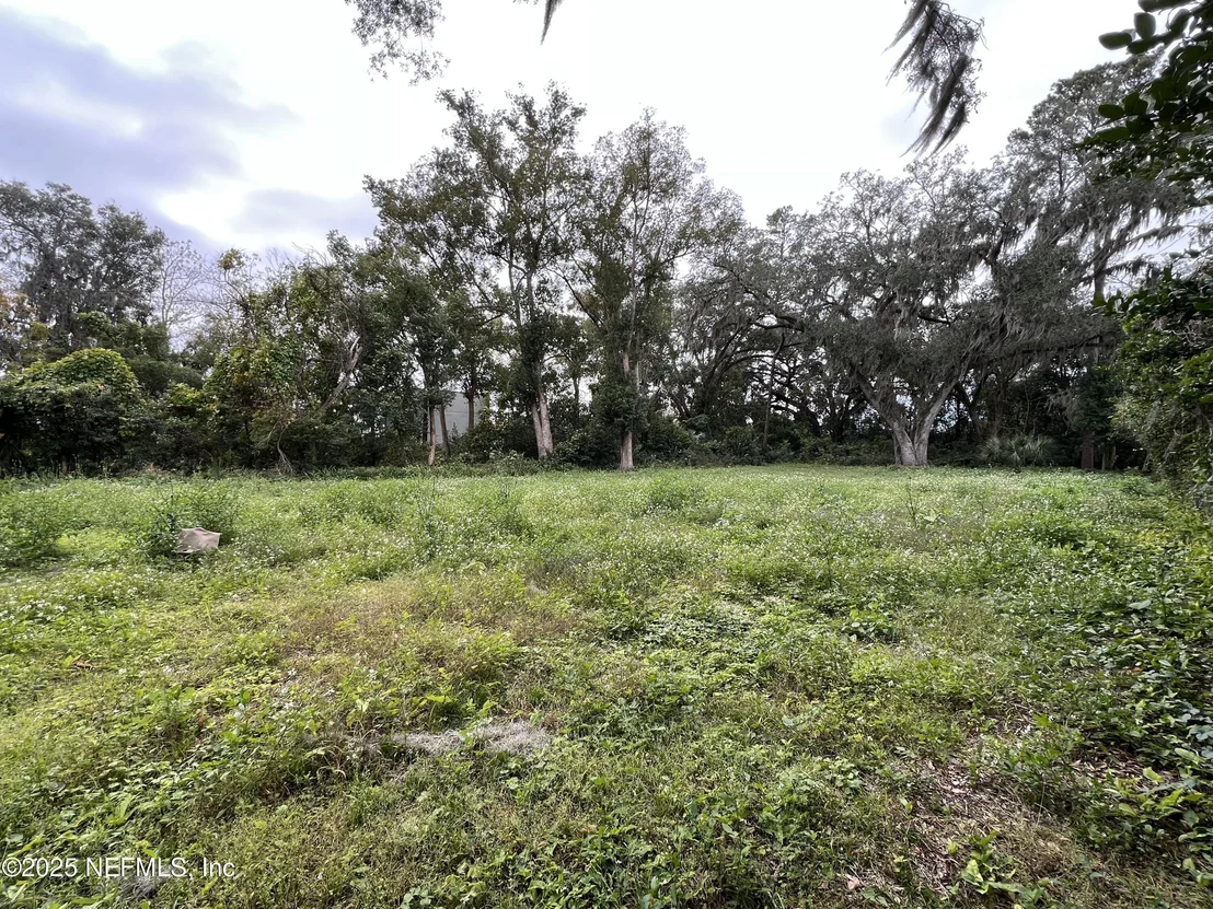 Photo of 1718 MARION Road