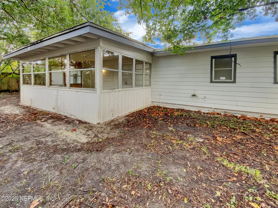 Photo of 158 DELTONA Boulevard