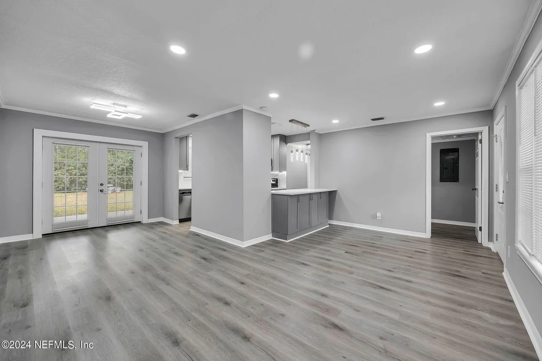 Photo of 6942 ROLLO Road