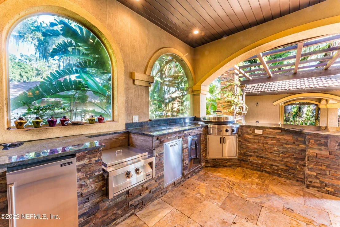 Photo of 8289 COLEE COVE Road