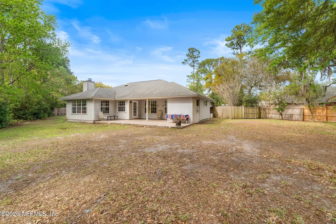 Photo of 4325 APPLE TREE Place