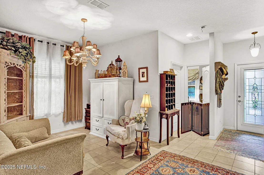 Photo of 877 BATTERSEA Drive