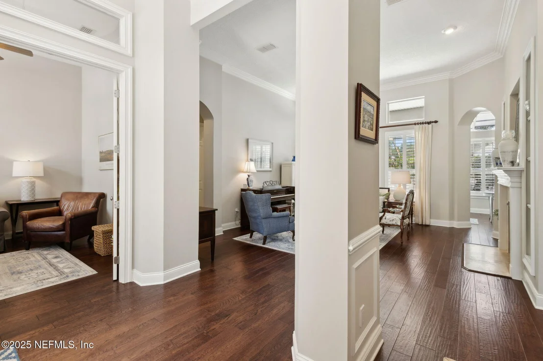 Photo of 724 PINEY Place