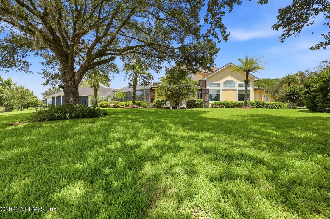 Photo of 1160 REGISTRY Boulevard