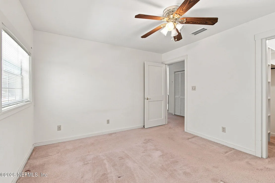 Photo of 1478 GATELY Road