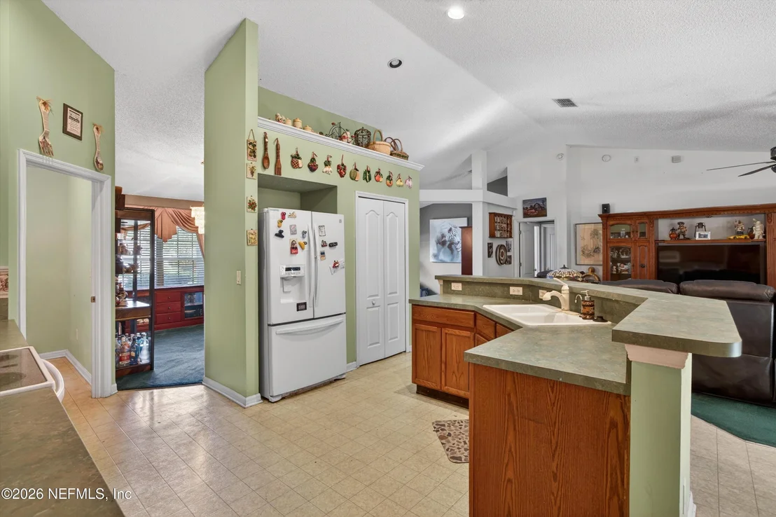Photo of 494 BROCKHAM Drive
