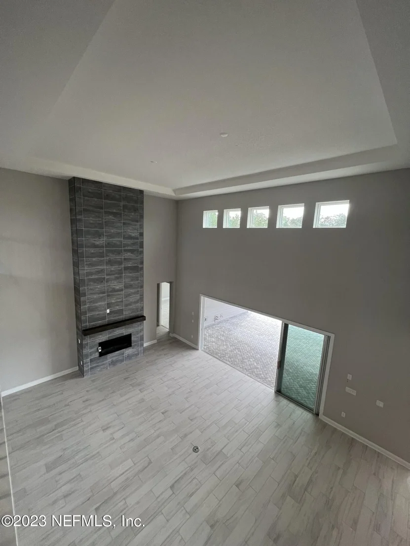 Photo of 54 HILLENDALE Circle