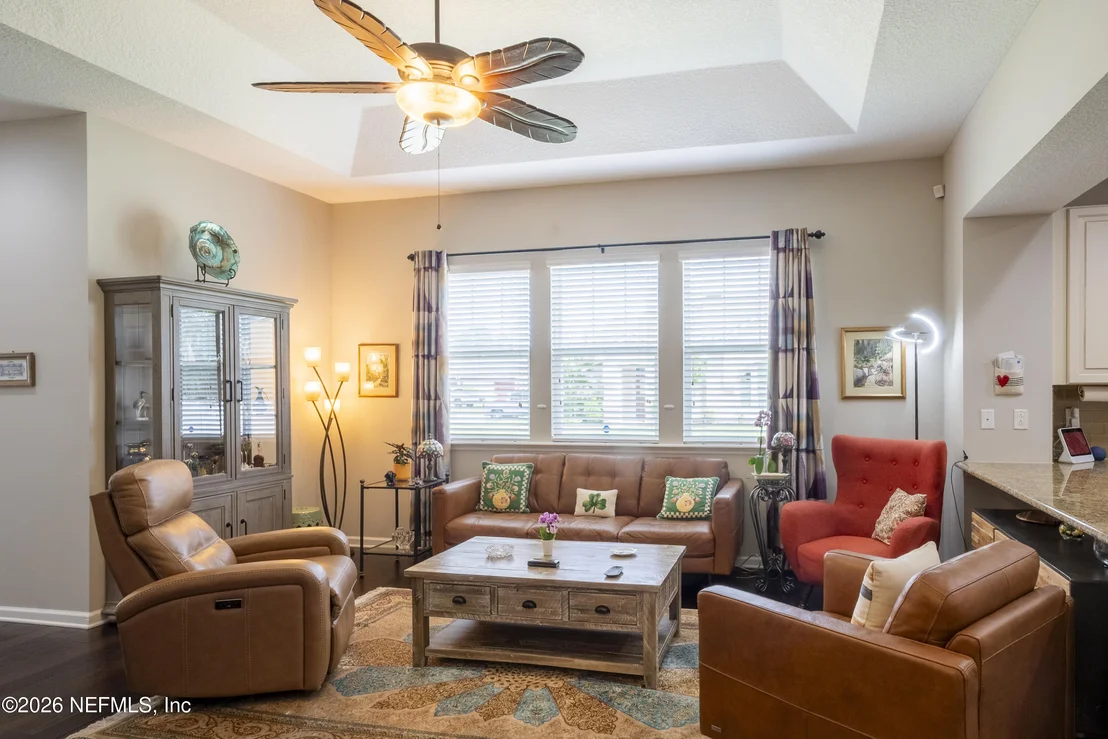 Photo of 7002 AZALEA GROVE Drive
