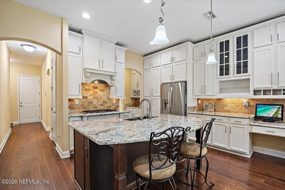 Photo of 275 ST JOHNS FOREST Boulevard