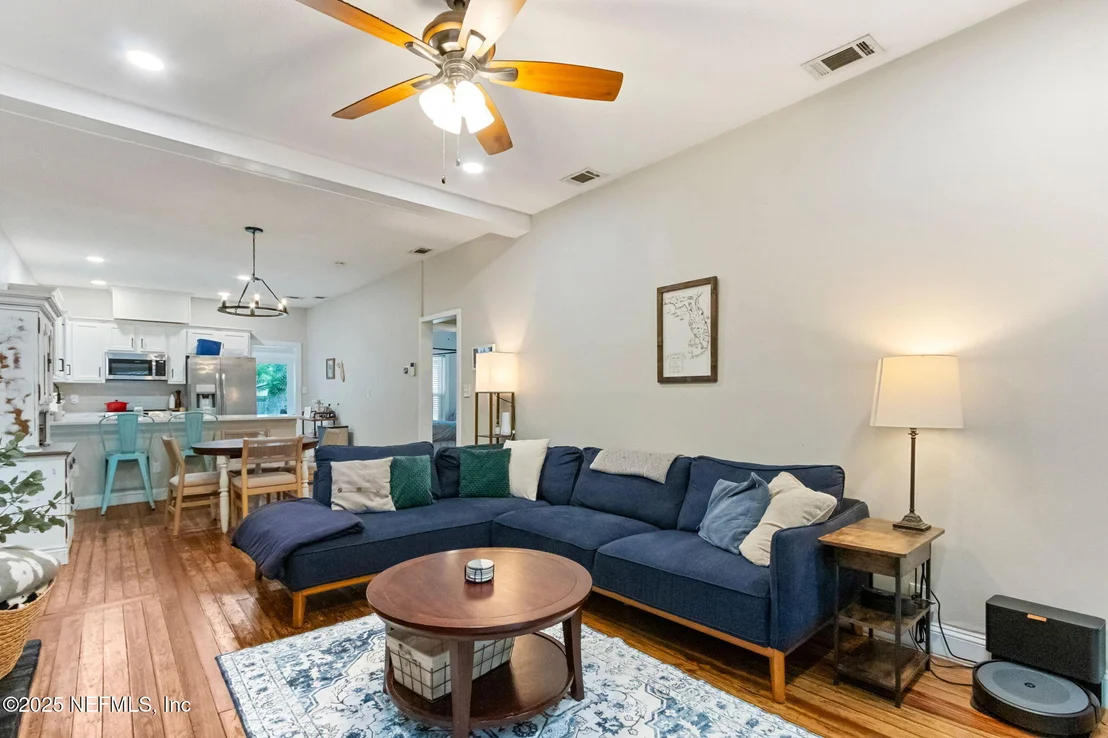 Photo of 1028 CONGLETON Terrace