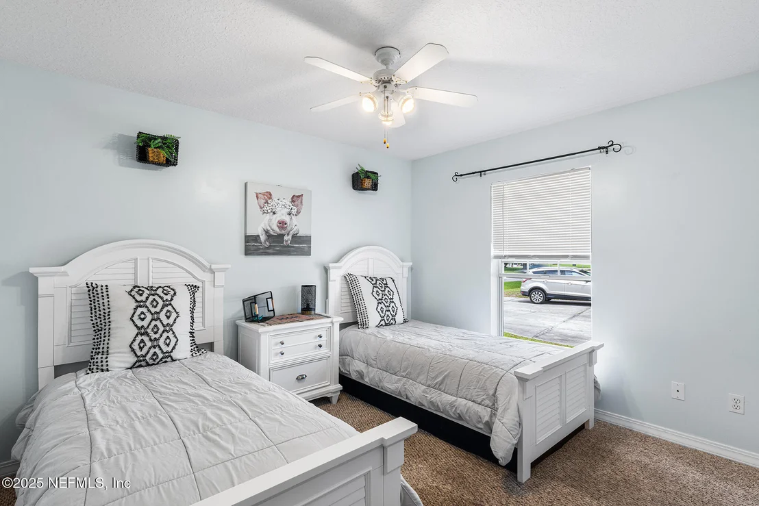 Photo of 4028 RED PINE Lane