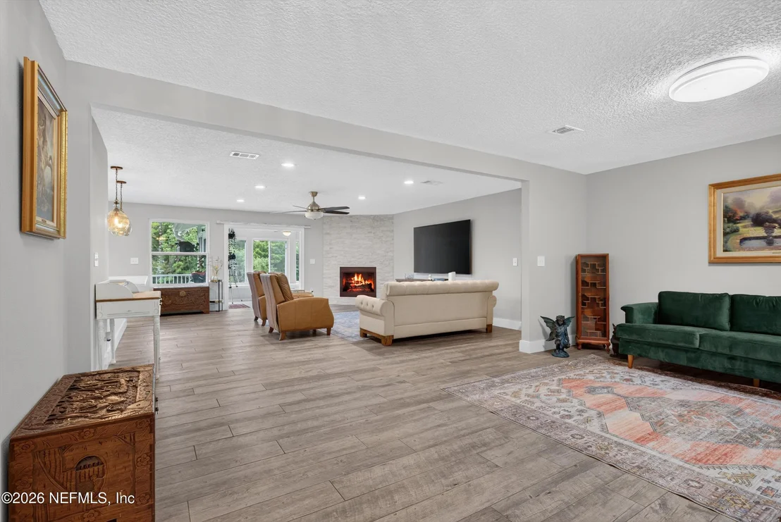 Photo of 4002 SCENIC Drive