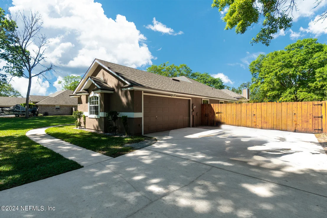 Photo of 1012 CACTUS CUT Road