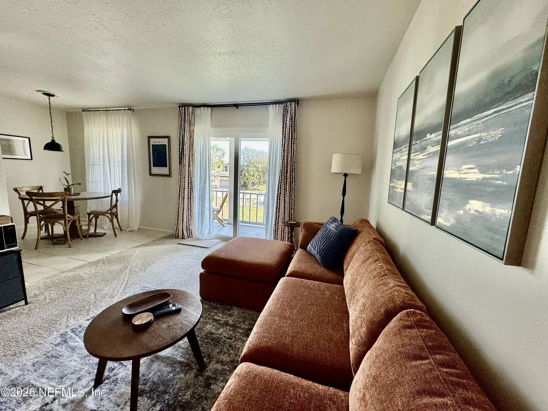 Photo of Unit 6C at 22 COMARES Avenue