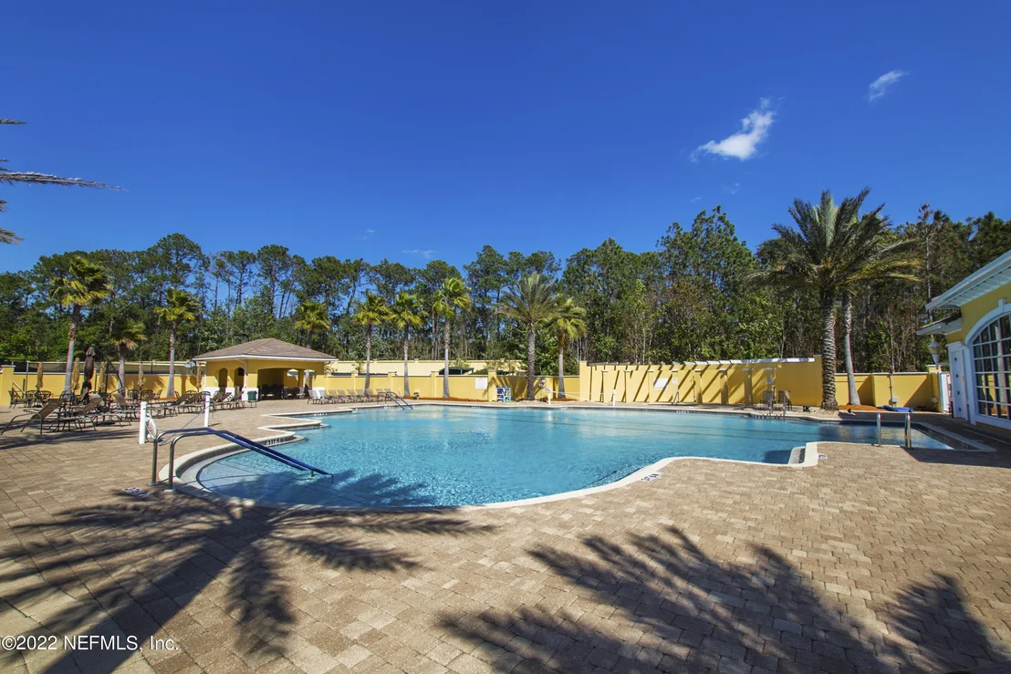 Photo of 1616 SUGAR LOAF Lane