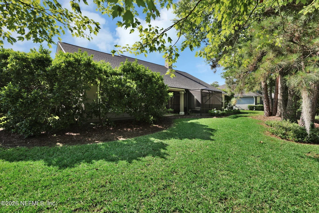 Photo of 2290 EAGLE HARBOR Parkway