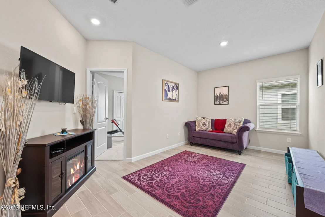 Photo of 31 SEAMOUNT Way
