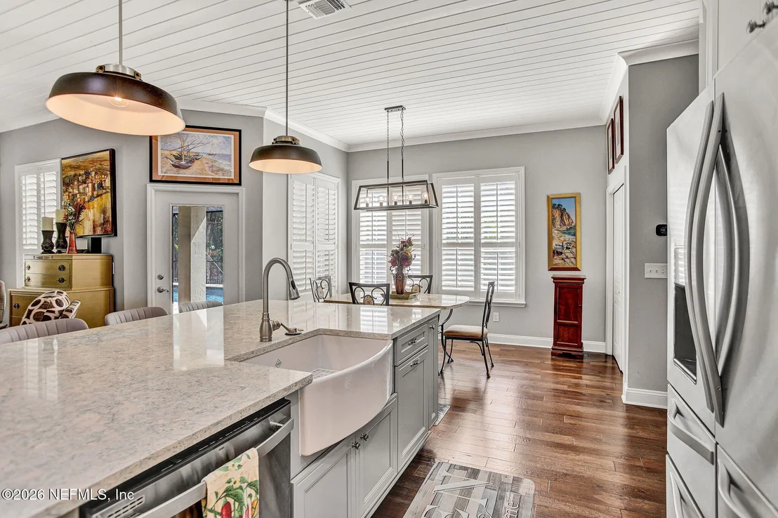 Photo of 1809 FOREST GLEN Way