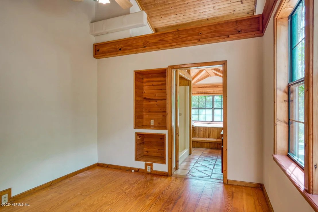 Photo of 7021 CATLETT Road