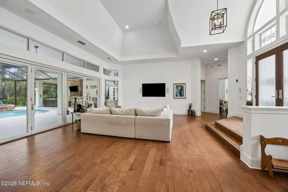 Photo of 109 LINKSIDE Circle