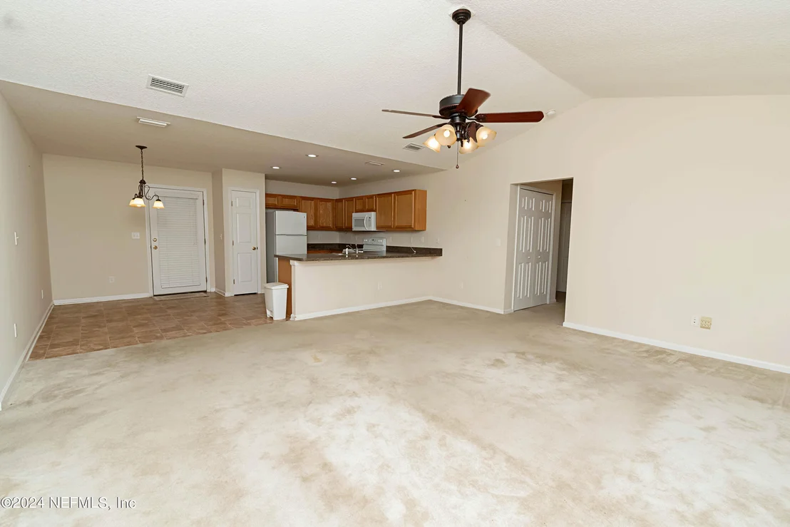 Photo of 961 RED FOX Way