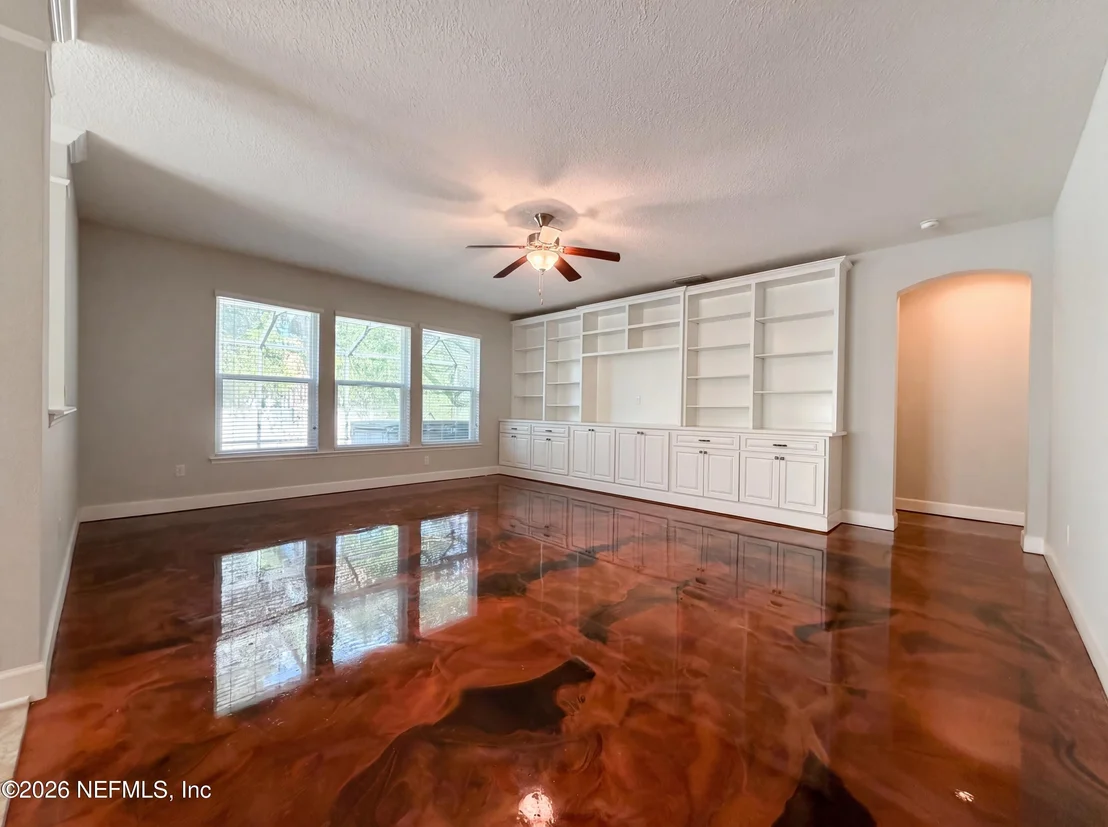 Photo of 288 CAMERON Drive