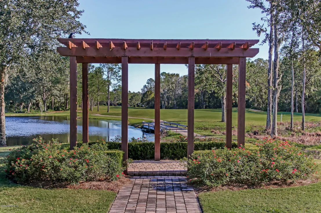 Photo of 8128 SUFFIELD Court