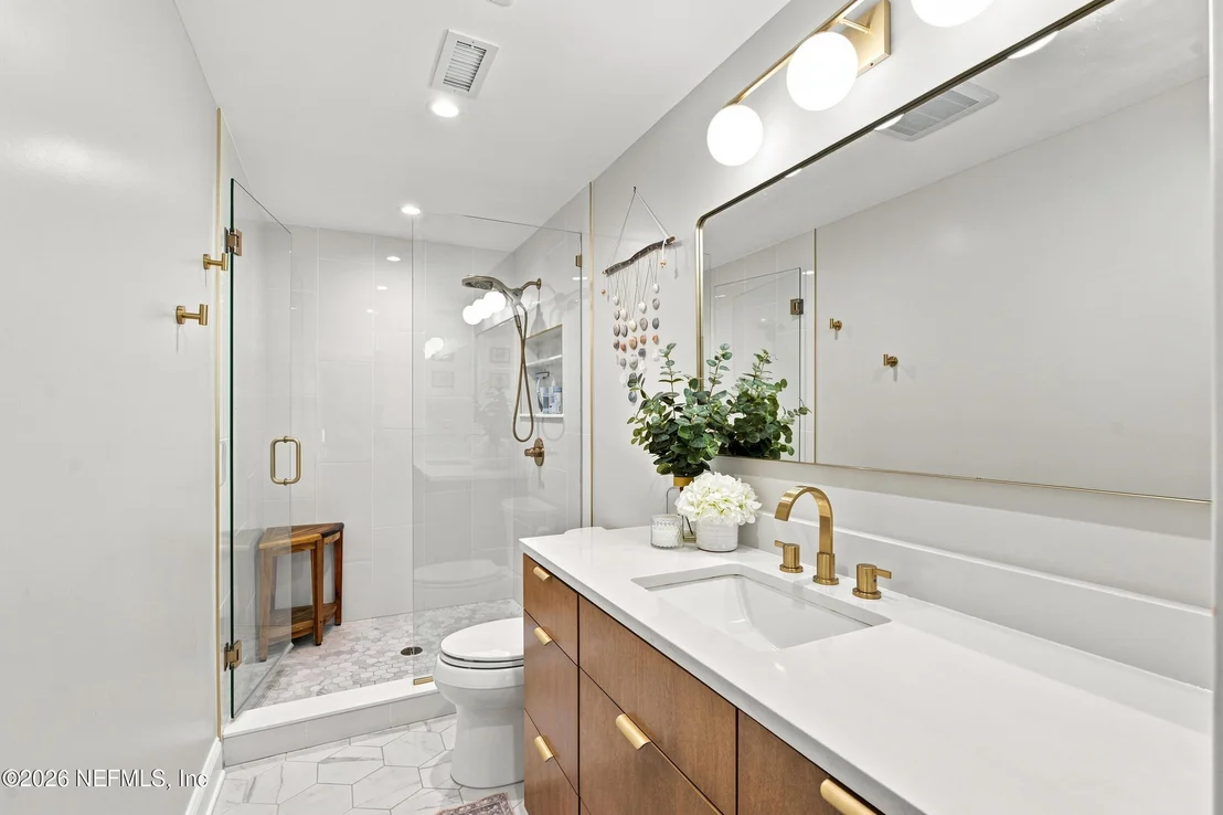 Photo of 5392 HECKSCHER Drive