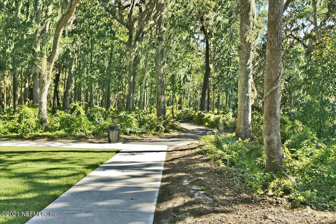 Photo of 105 OAK SHADOW Place