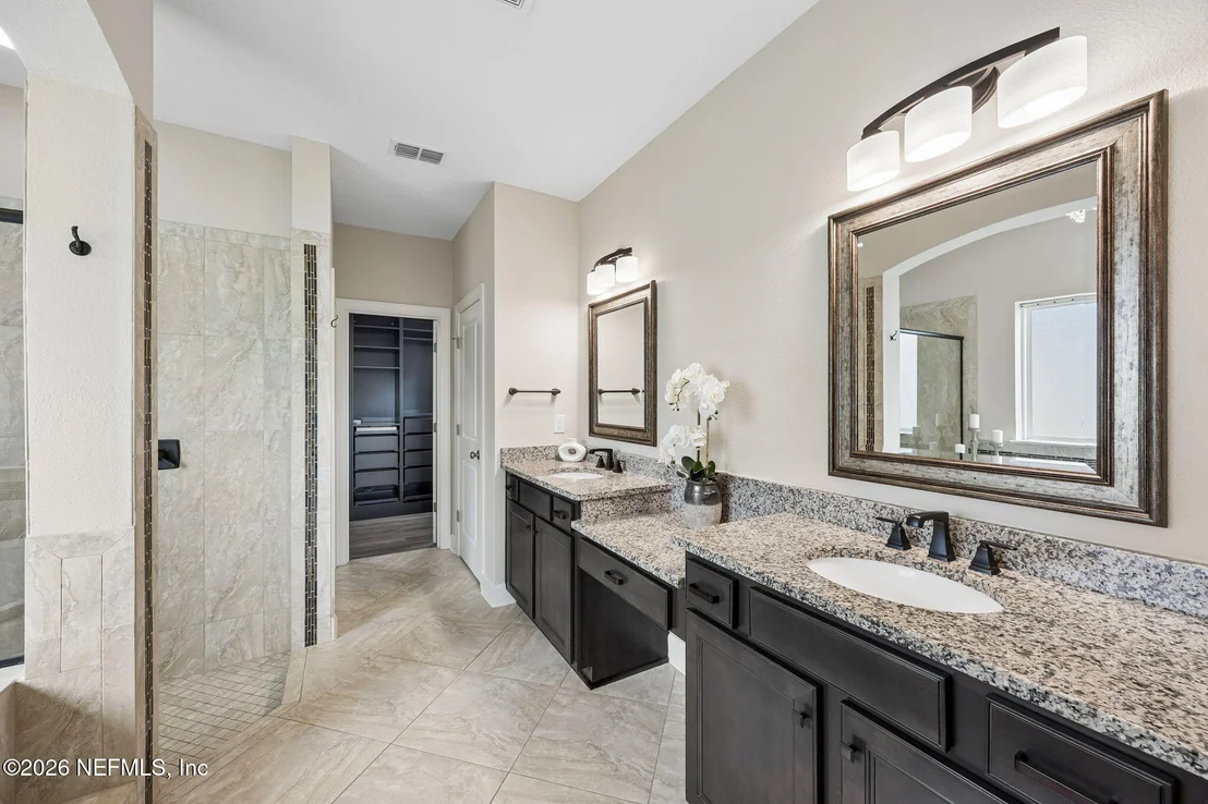 Photo of 1322 WARBLER Way