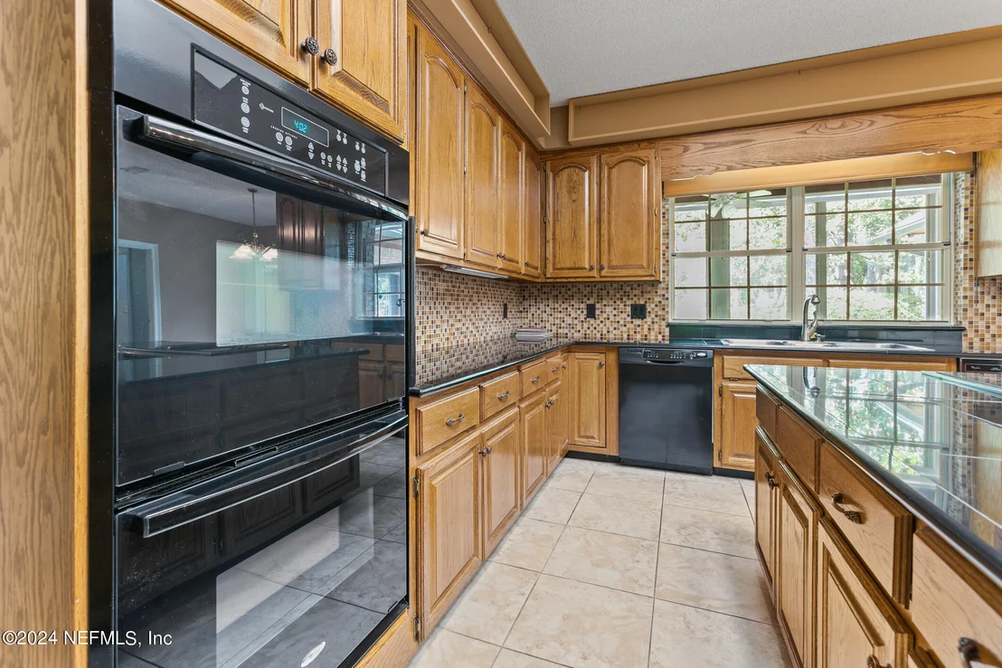 Photo of 11926 MANDARIN Road