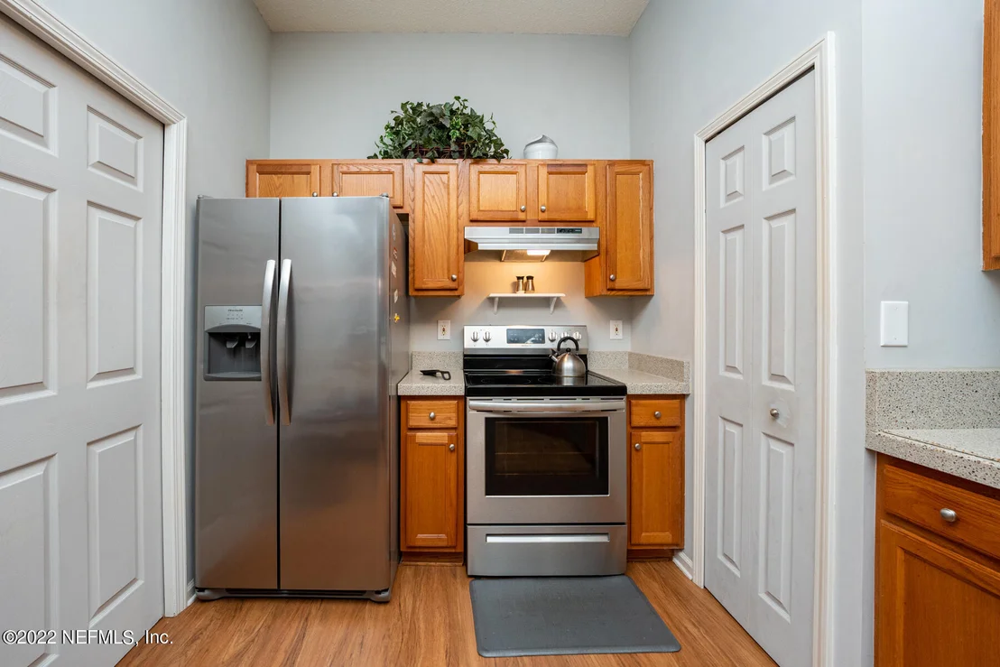 Photo of 8548 SPRINGTREE Road