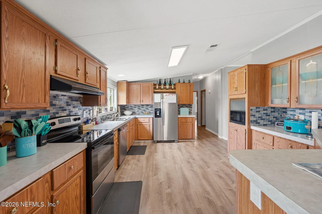 Photo of 44046 CROSS CREEK Boulevard