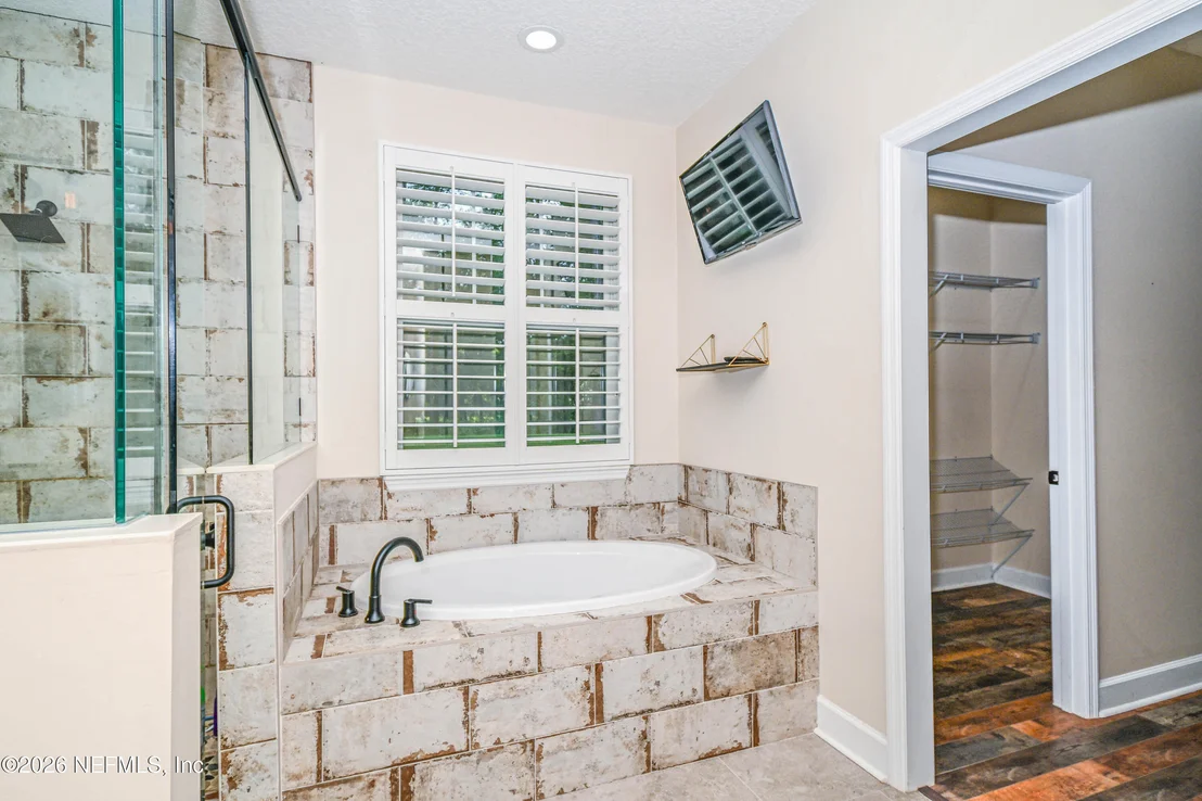 Photo of 27 JONES Road