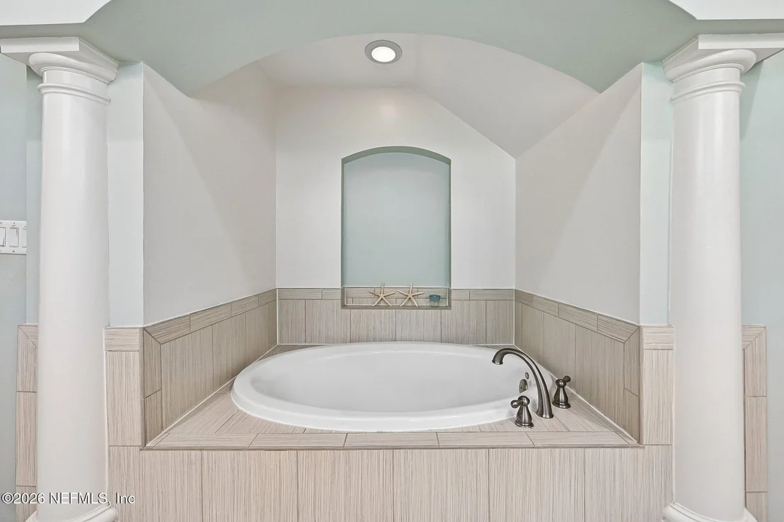 Photo of 136 DUNDEE Place