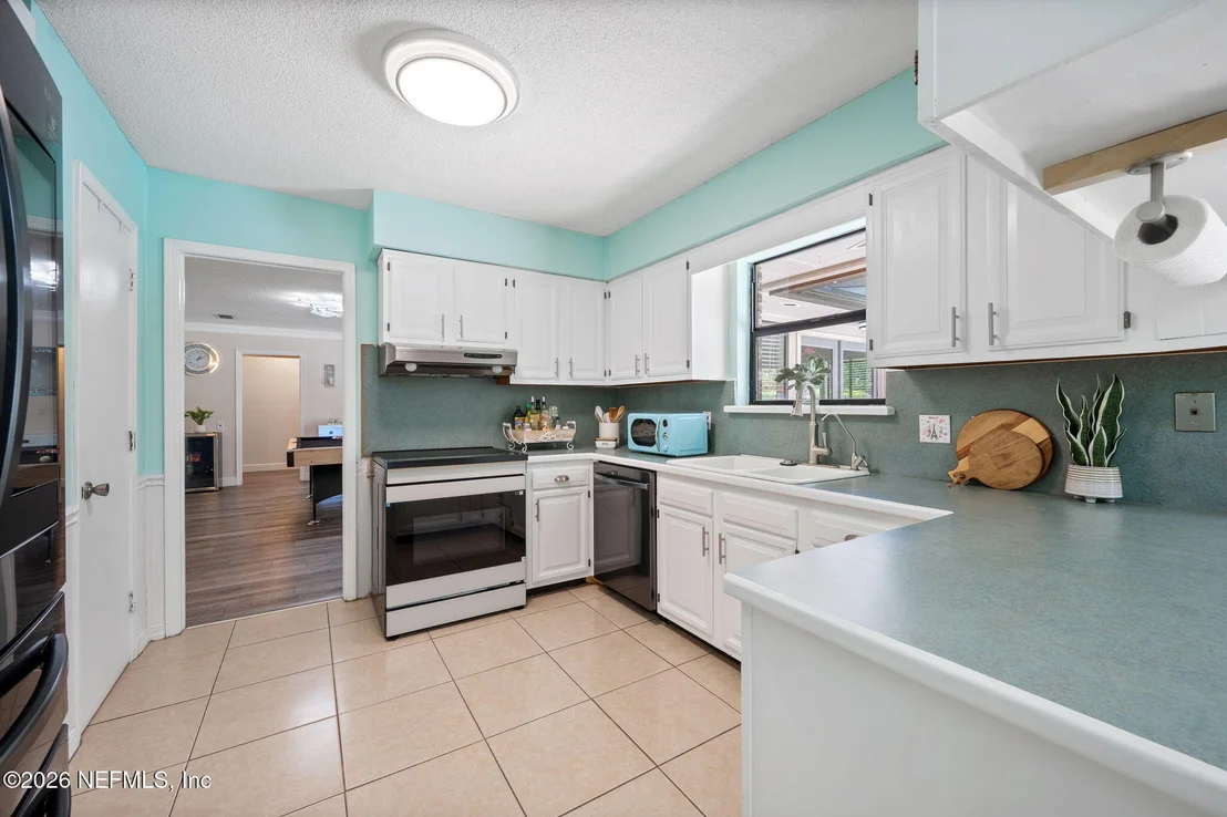 Photo of 11780 MANDARIN FOREST Drive