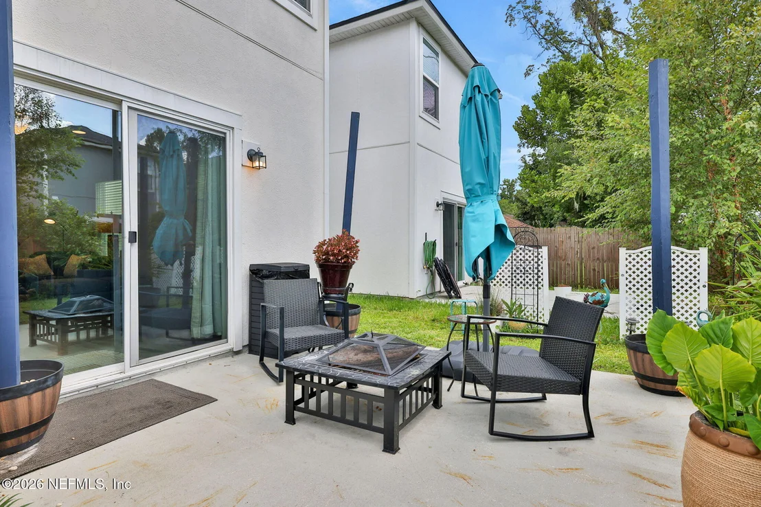 Photo of 1308 MULL Street